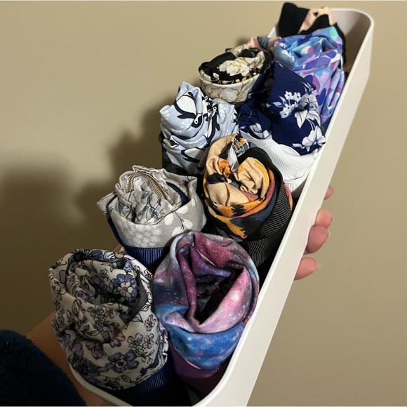 Nursing Scrub Cap with Ribbon Ponytail - Blue Clouds - Picture 3 of 4